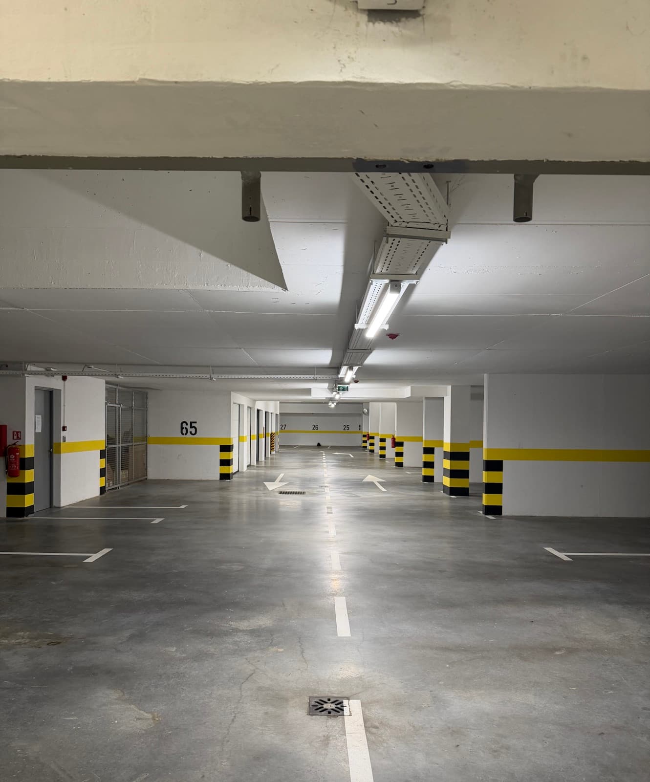 Garaža poslije čišćenja — Pro Clean Zagreb