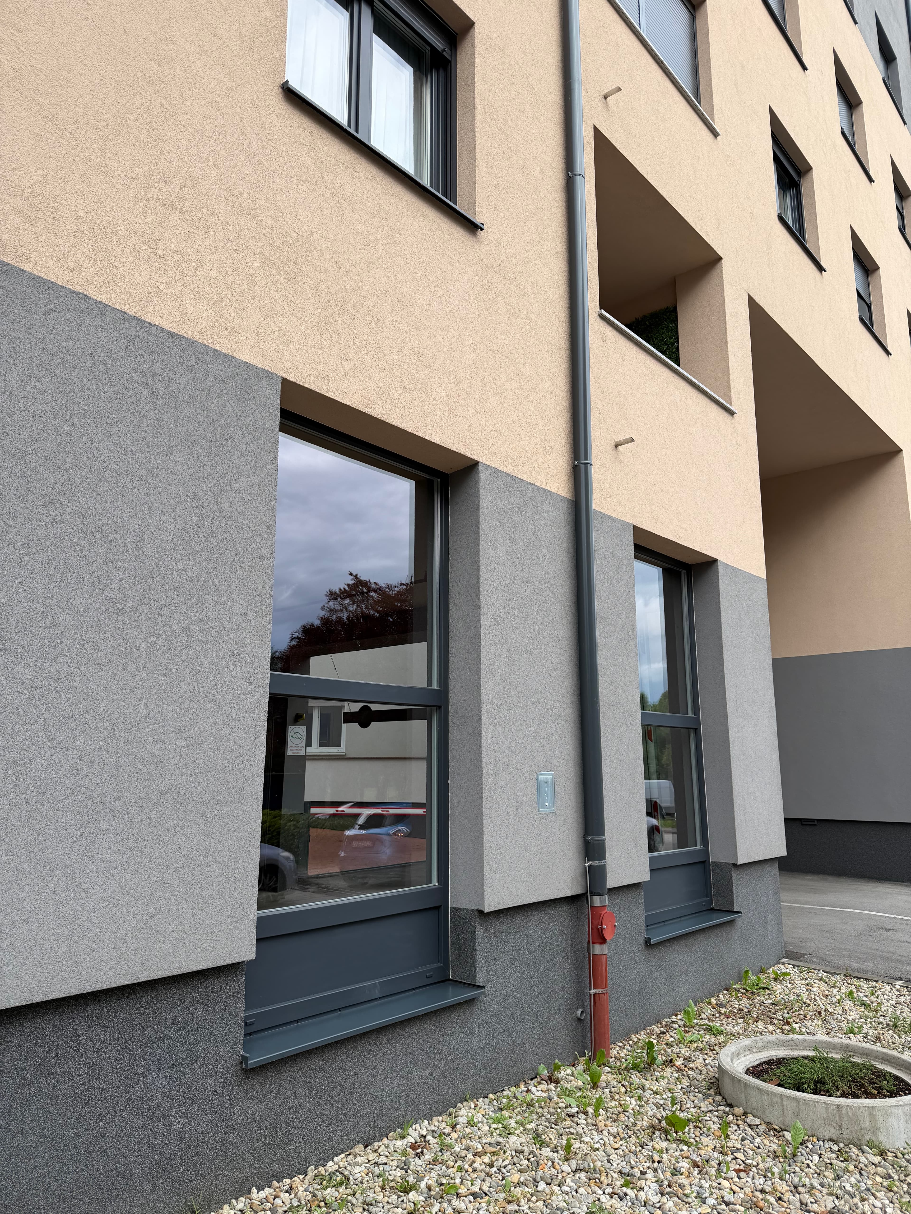 Garderoba Store čišćenje — Pro Clean Zagreb